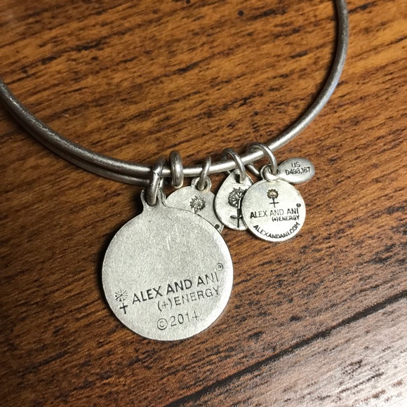 Vintage Alex and Ani Seven Swords silver bracelet - Picture 4 of 4